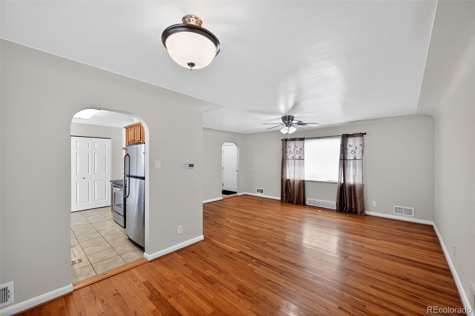 MLS Image #3 for 2201  oakland street,aurora, Colorado