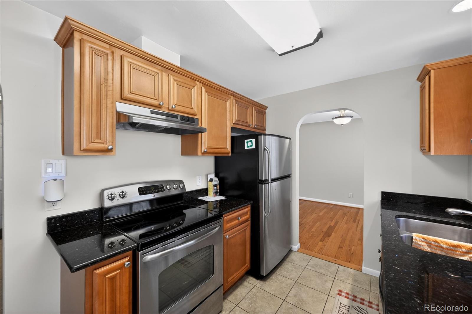 MLS Image #5 for 2201  oakland street,aurora, Colorado