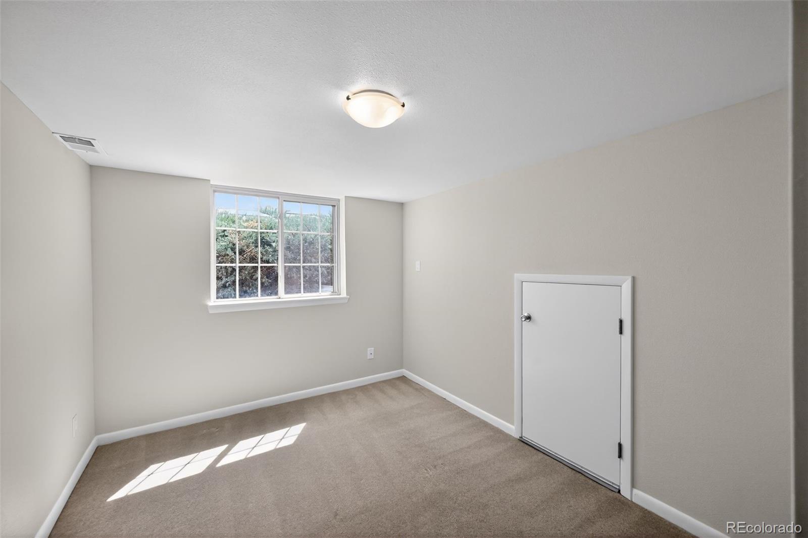 MLS Image #9 for 2201  oakland street,aurora, Colorado