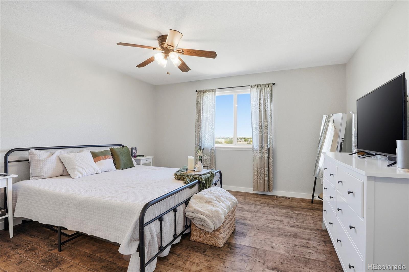 MLS Image #17 for 10521  taylor avenue,firestone, Colorado