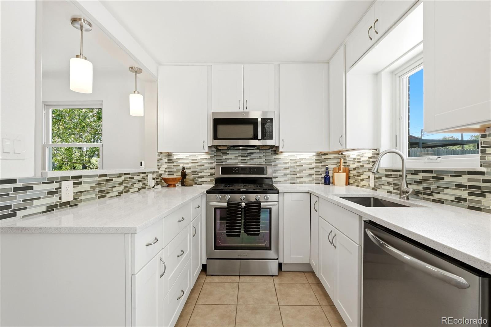 MLS Image #3 for 3115 n steele street,denver, Colorado