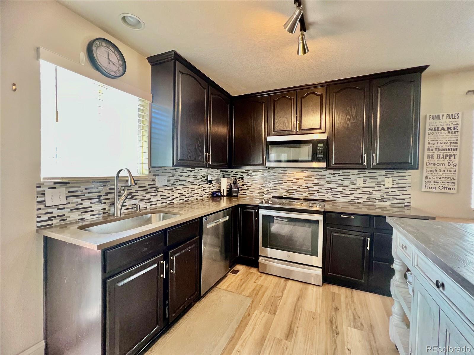 MLS Image #5 for 9744  fox den drive,littleton, Colorado