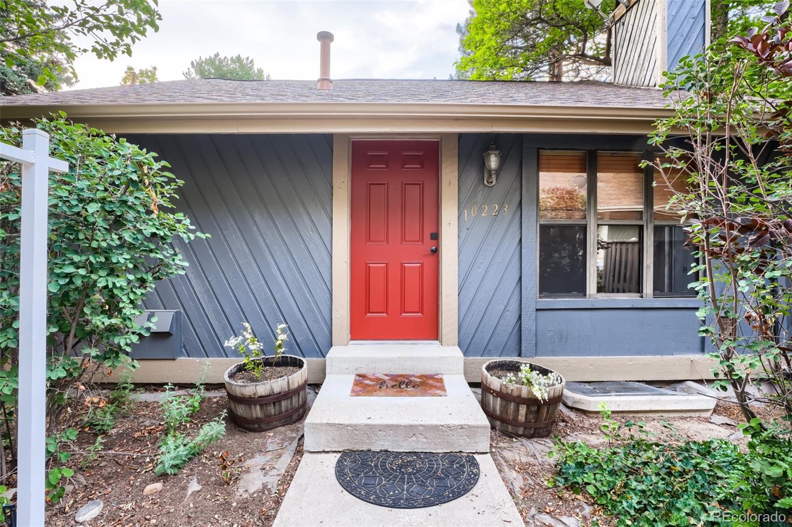 MLS Image #1 for 10223 e peakview avenue,englewood, Colorado
