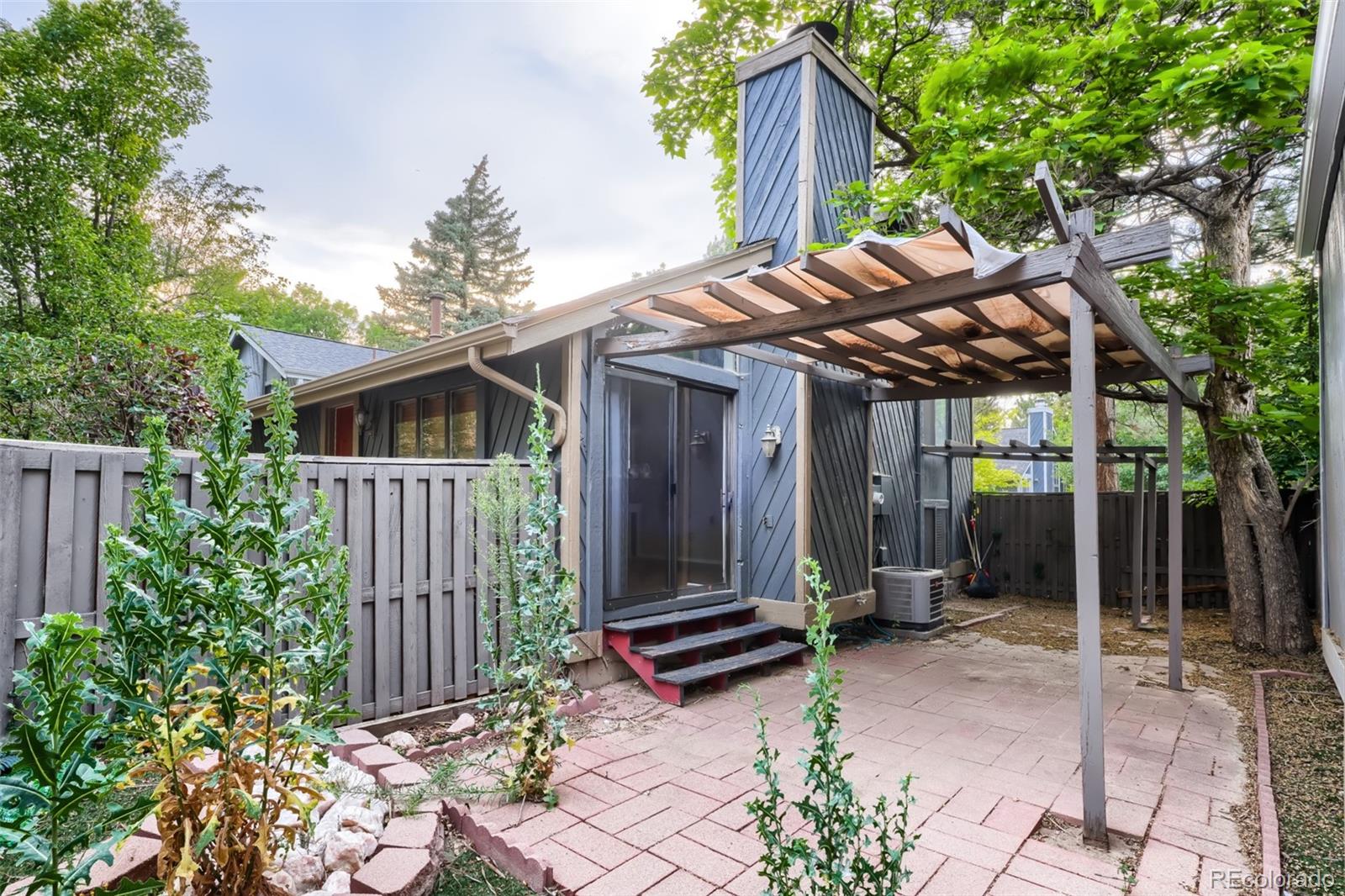 MLS Image #25 for 10223 e peakview avenue,englewood, Colorado