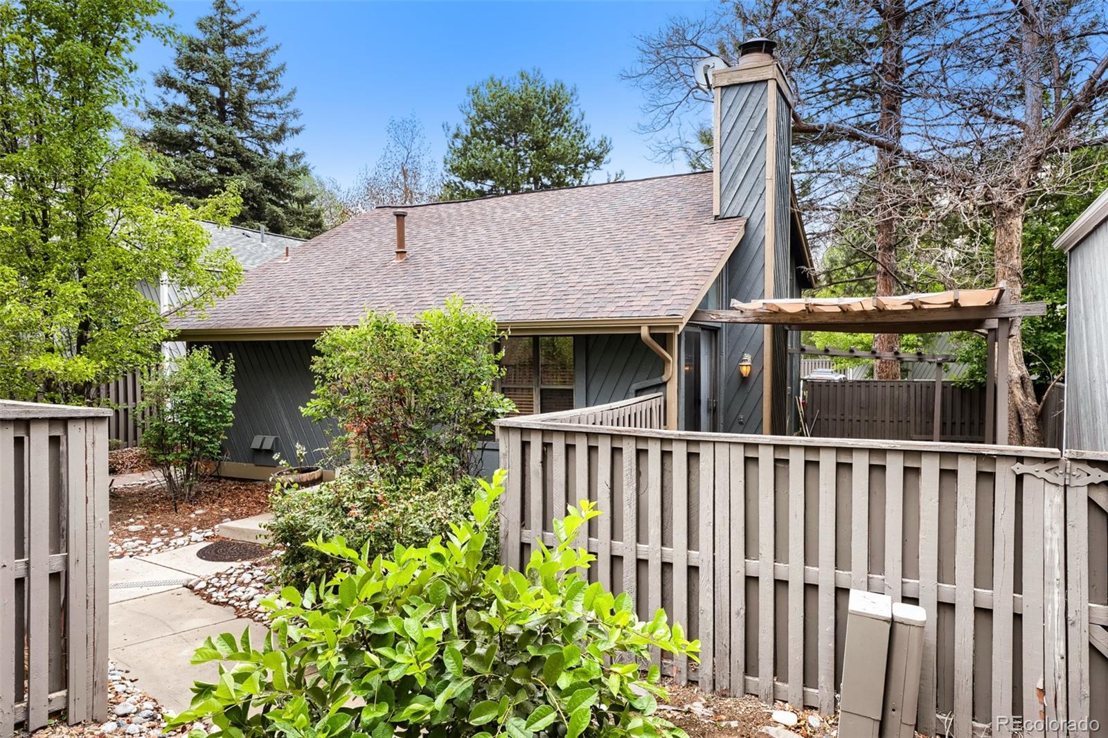 MLS Image #3 for 10223 e peakview avenue,englewood, Colorado