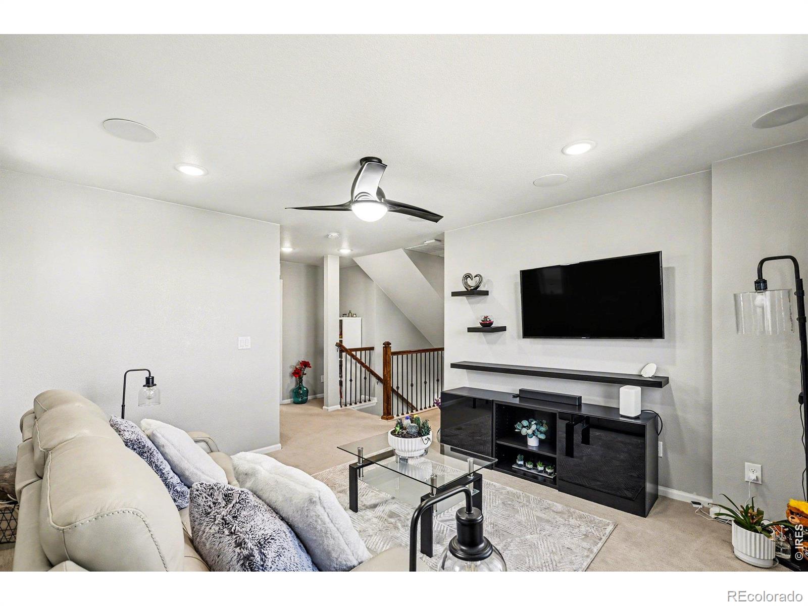 MLS Image #13 for 185 s oak hill street,aurora, Colorado