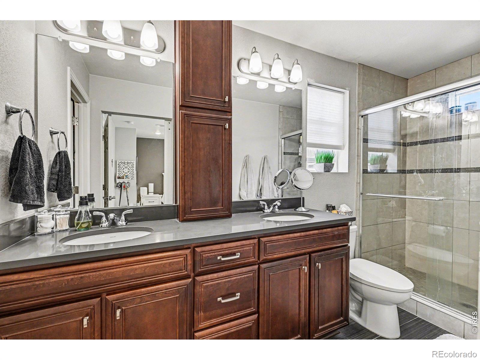 MLS Image #22 for 185 s oak hill street,aurora, Colorado