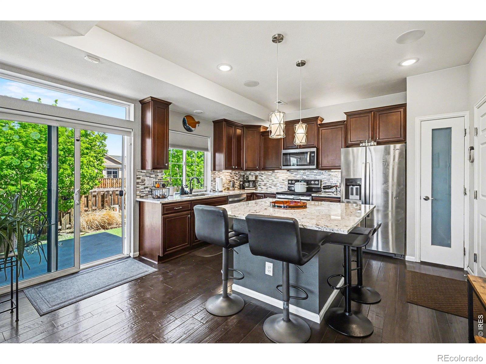 MLS Image #4 for 185 s oak hill street,aurora, Colorado