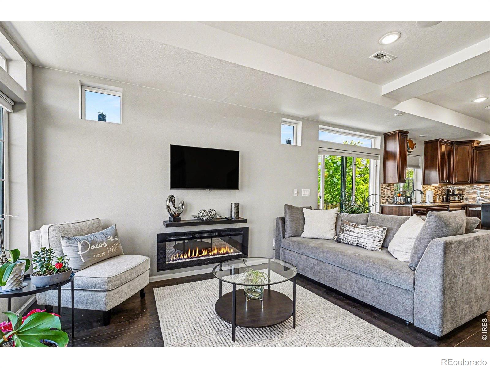 MLS Image #7 for 185 s oak hill street,aurora, Colorado