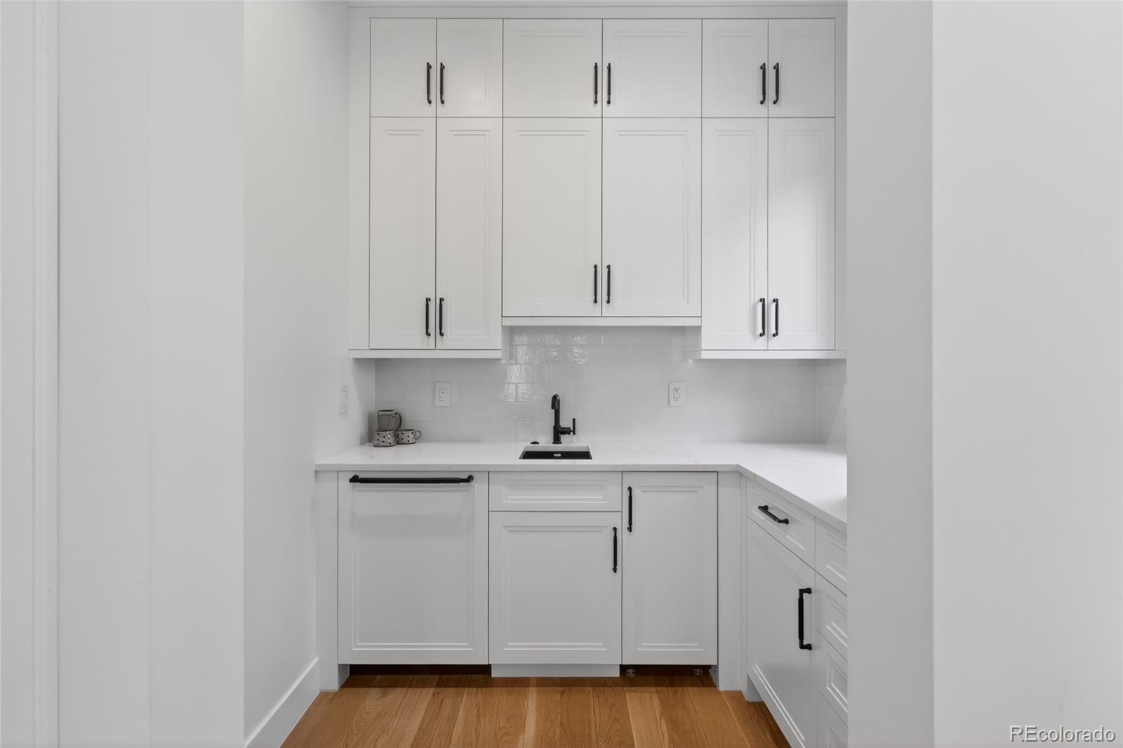 MLS Image #16 for 1740 s ogden street,denver, Colorado