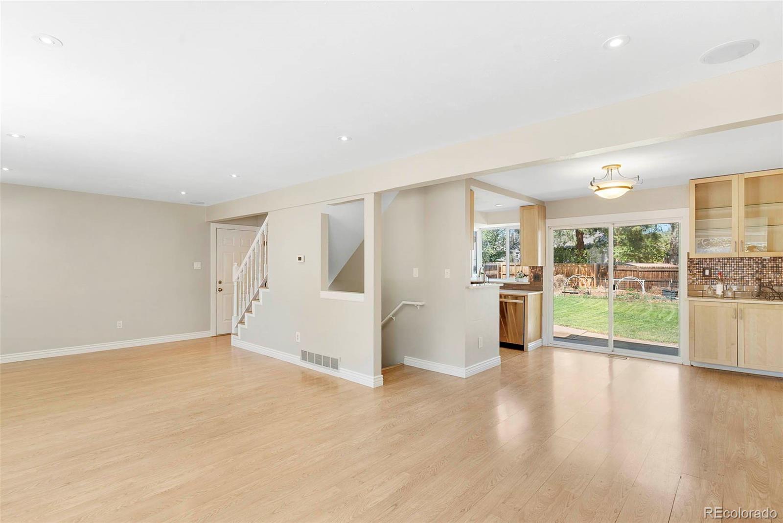 MLS Image #11 for 10629 w ida avenue,littleton, Colorado