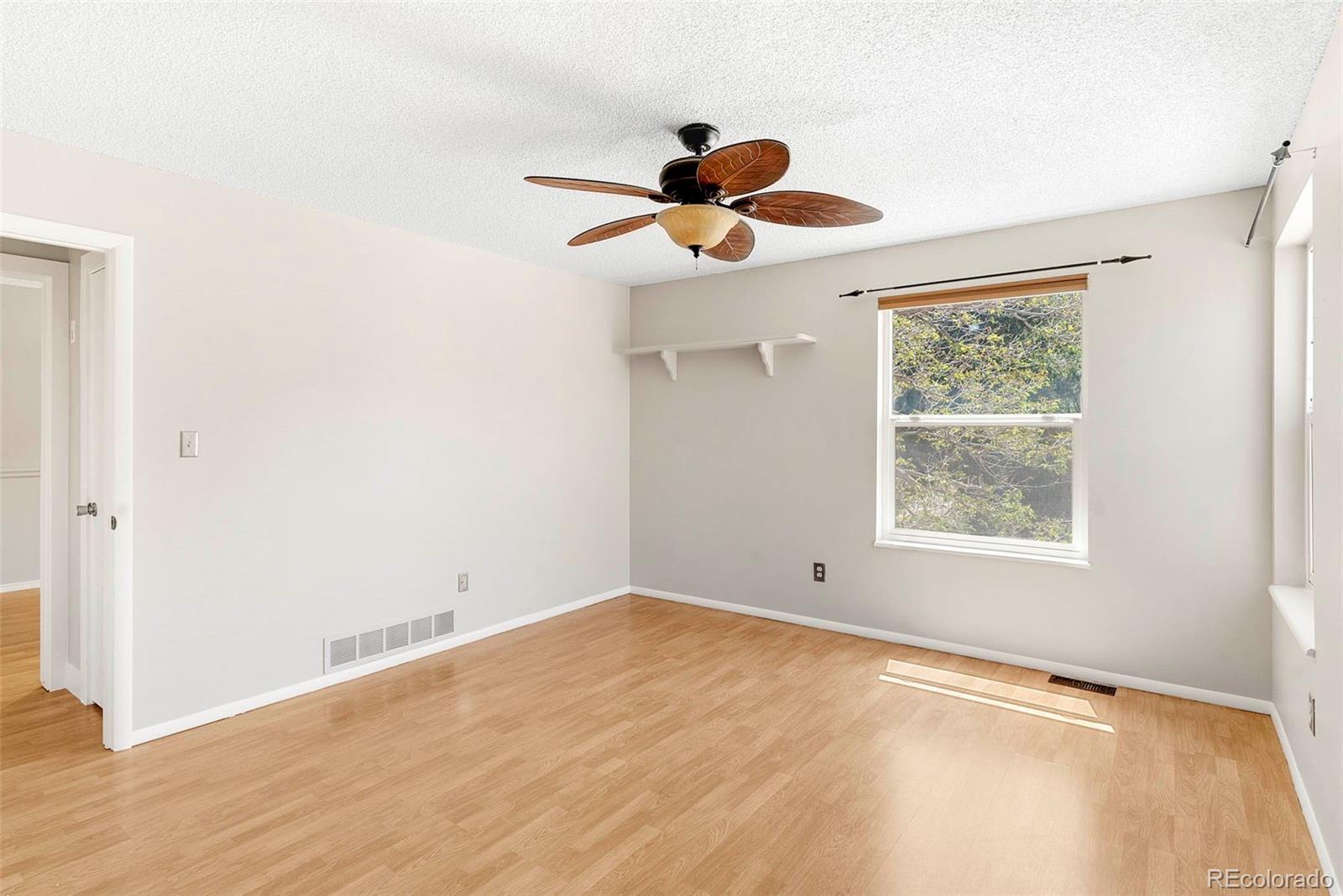 MLS Image #18 for 10629 w ida avenue,littleton, Colorado