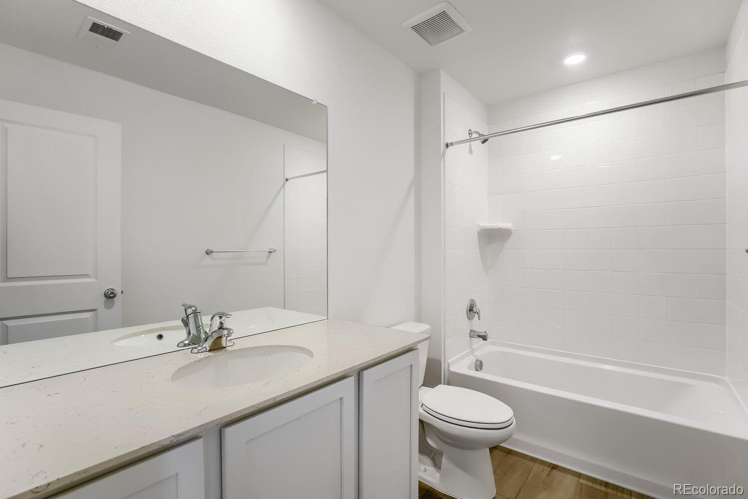 MLS Image #10 for 1710  drumming drive,windsor, Colorado