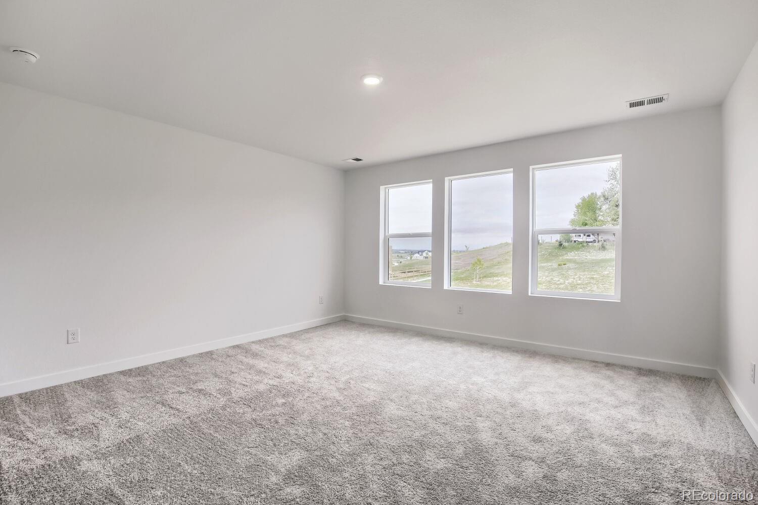 MLS Image #8 for 1710  drumming drive,windsor, Colorado