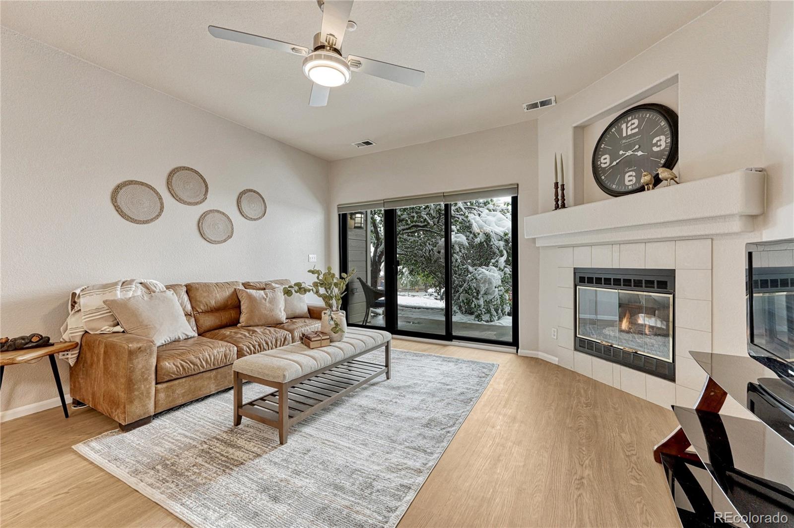 MLS Image #3 for 7408 s alkire street 101,littleton, Colorado