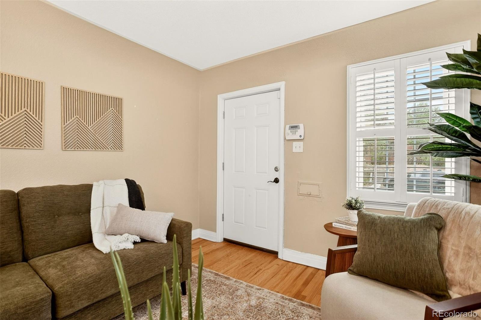 MLS Image #4 for 2955  ash street,denver, Colorado