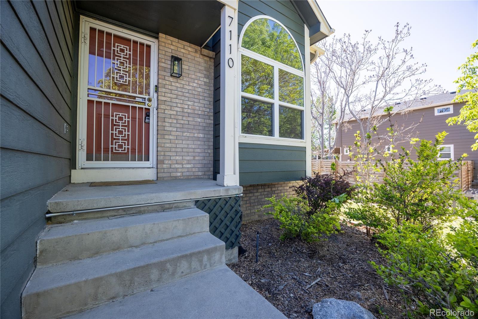MLS Image #3 for 7110 s clay street,littleton, Colorado