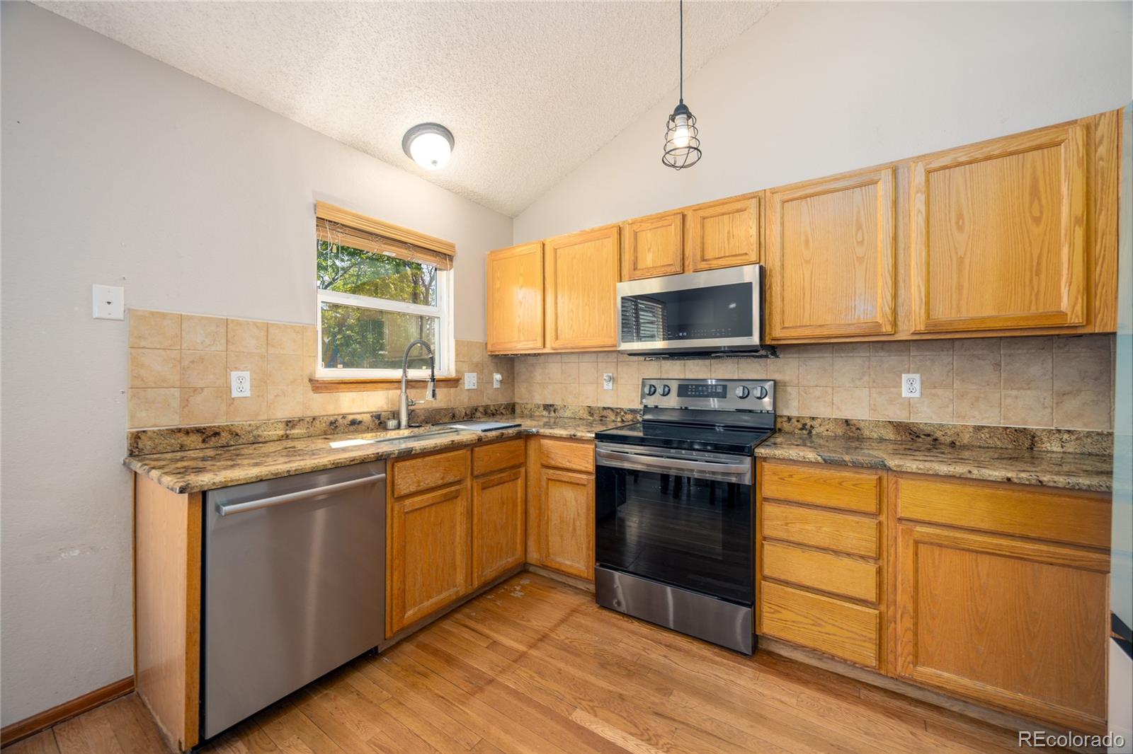 MLS Image #7 for 7110 s clay street,littleton, Colorado
