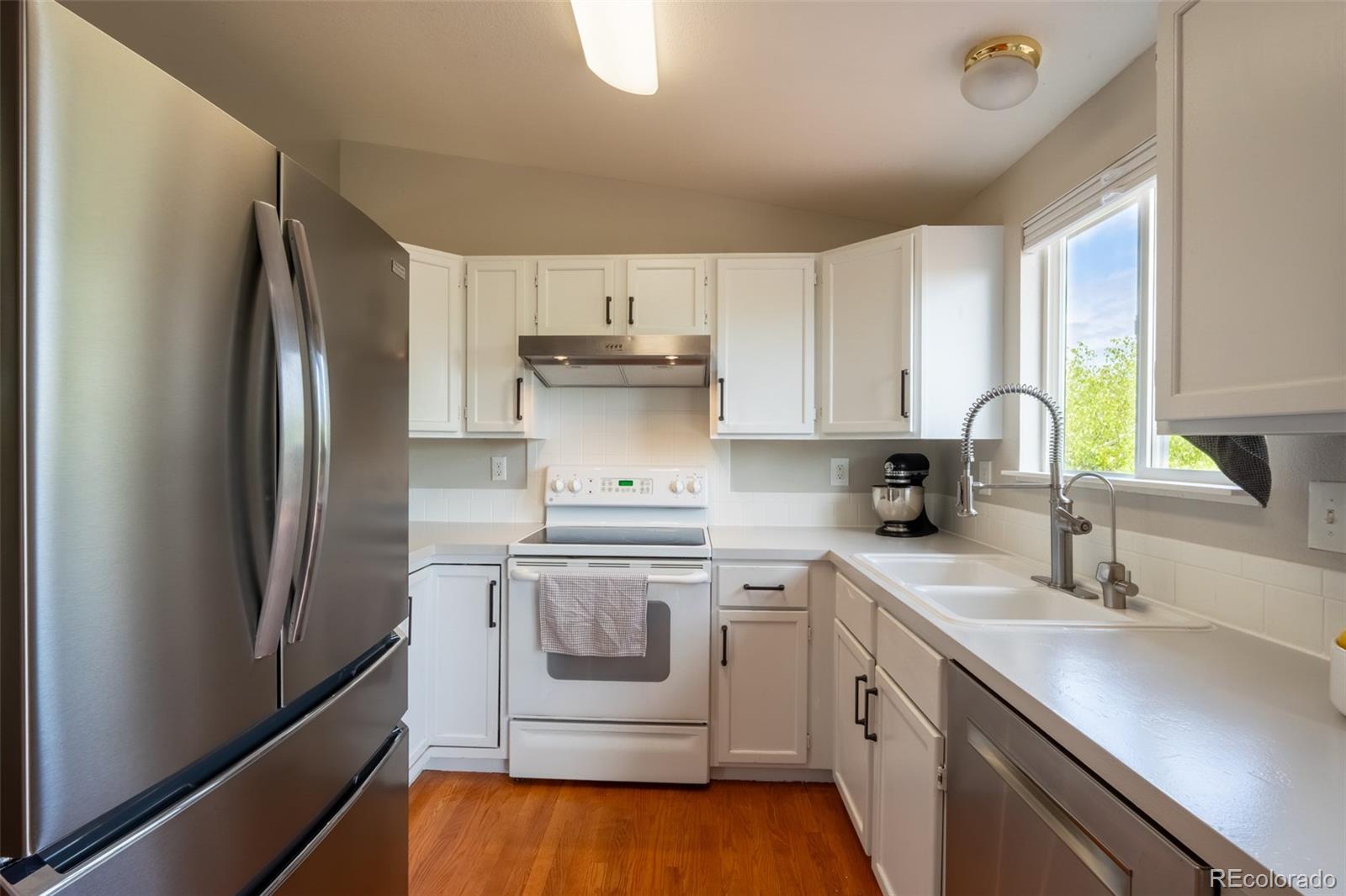 MLS Image #7 for 575  24th place,loveland, Colorado