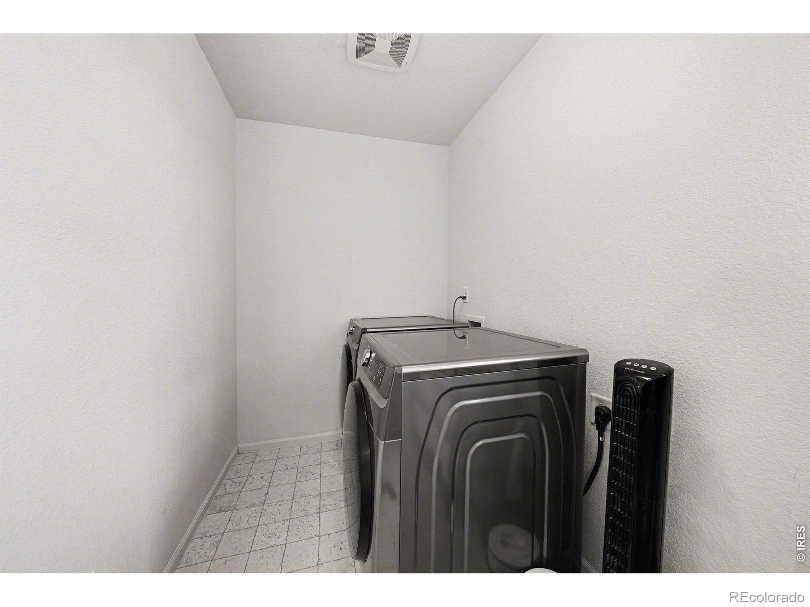MLS Image #27 for 3901  windwood drive,johnstown, Colorado