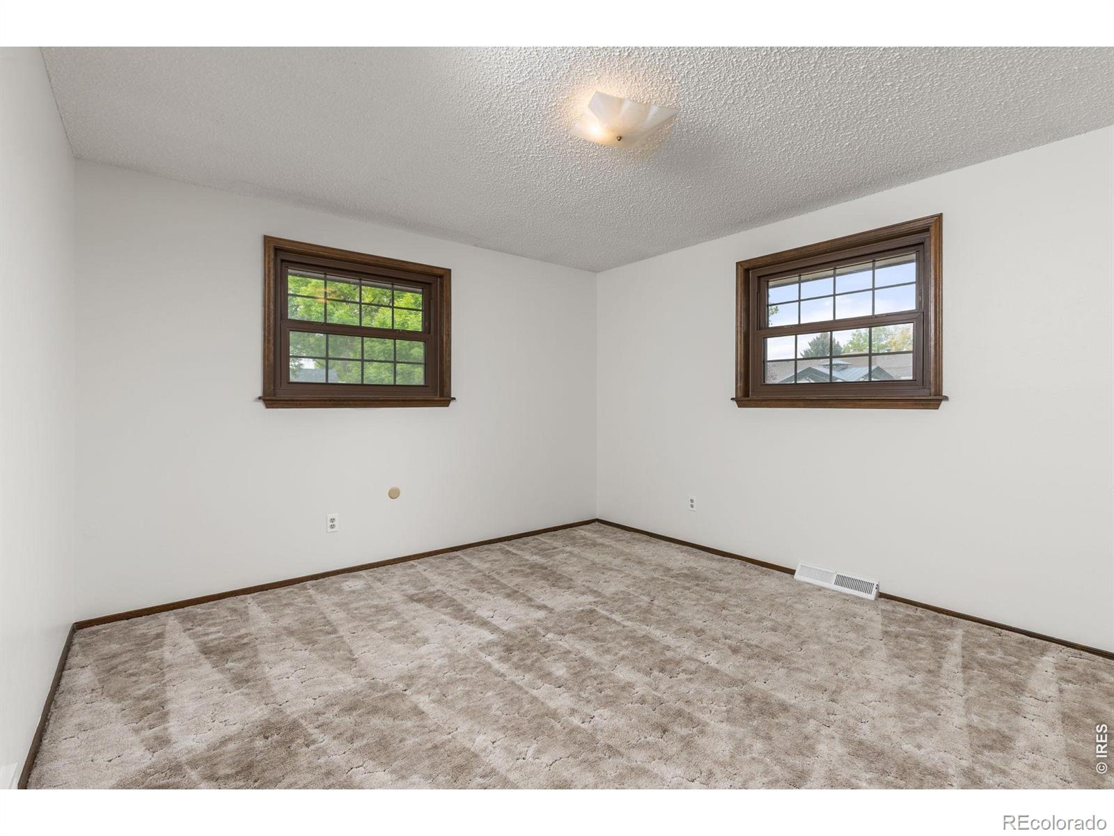 MLS Image #11 for 2329  corey street,longmont, Colorado