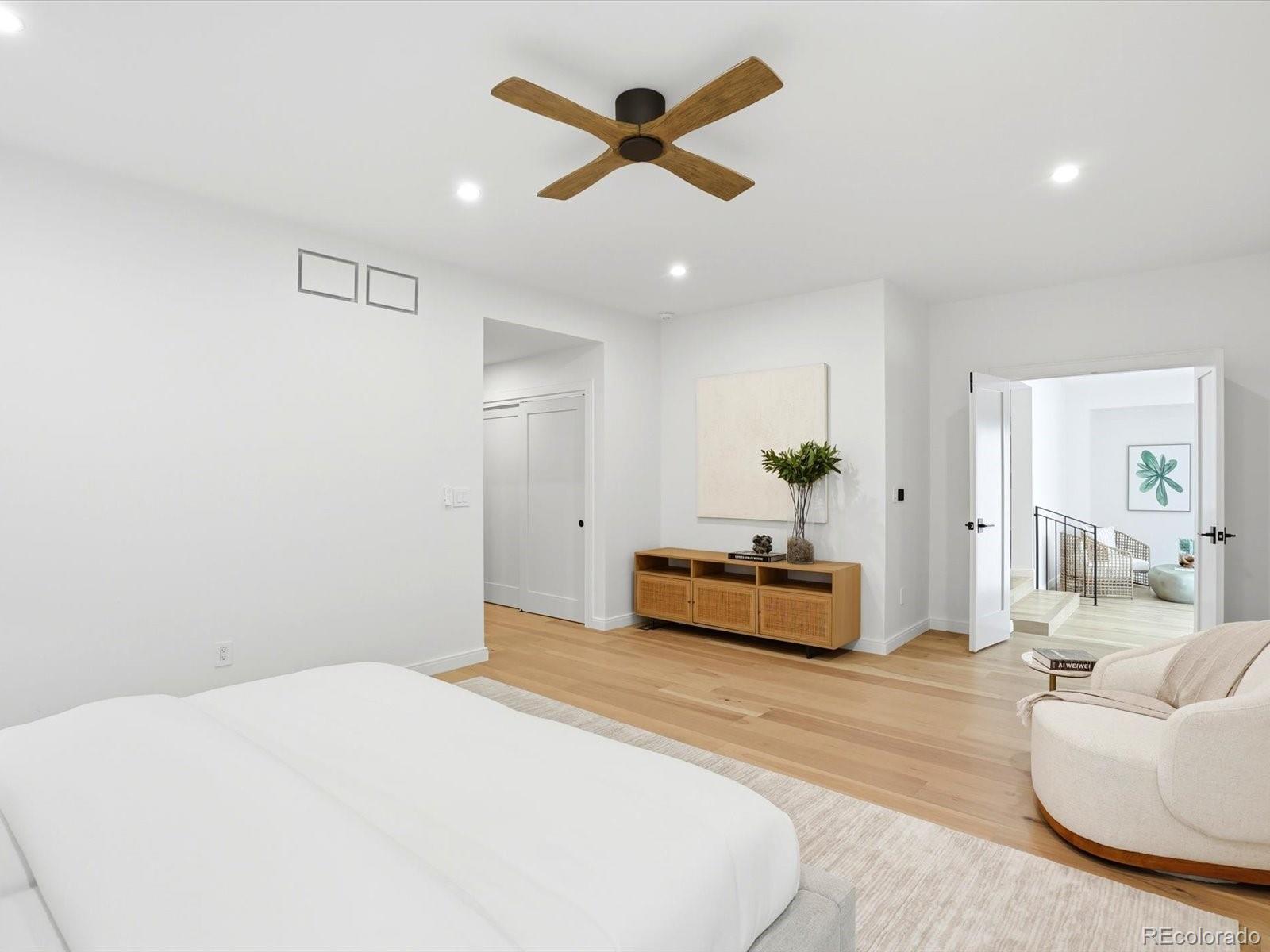 MLS Image #19 for 2800 s university boulevard,denver, Colorado