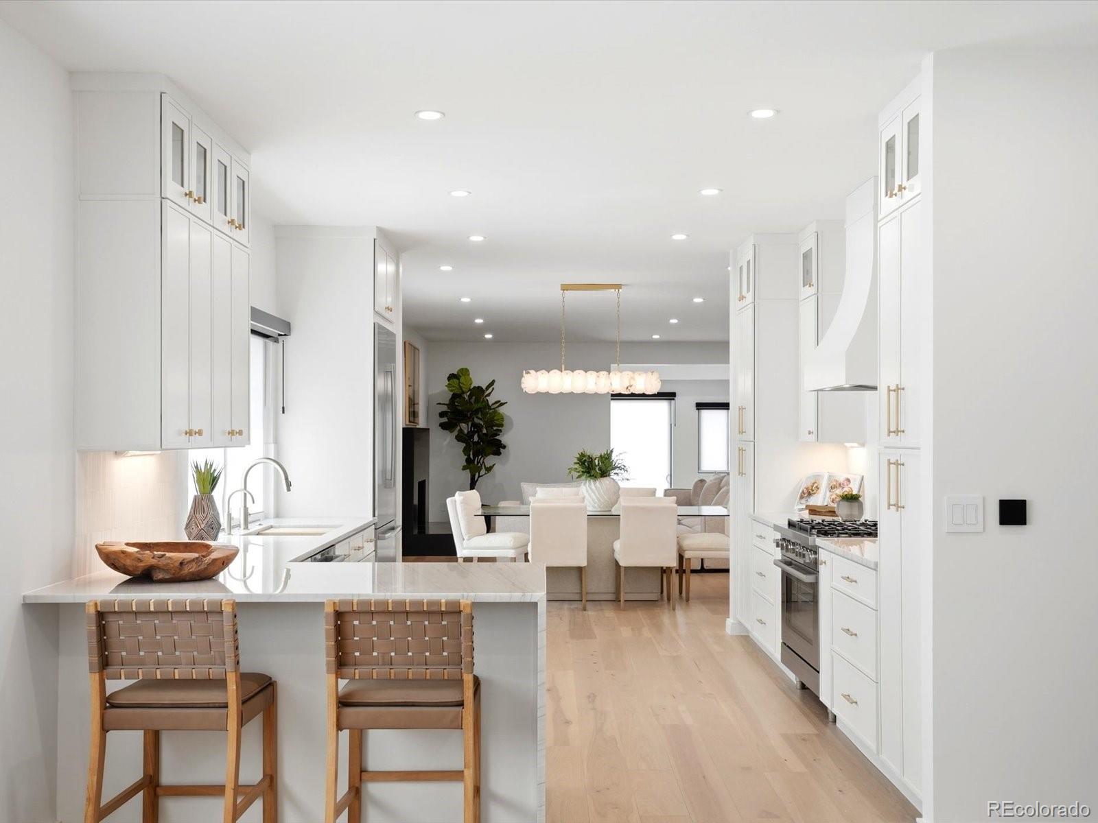 MLS Image #5 for 2800 s university boulevard,denver, Colorado