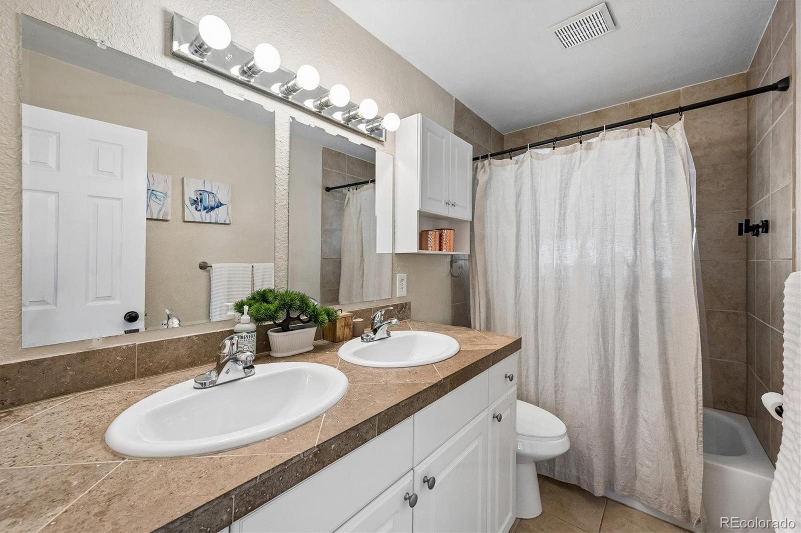 MLS Image #9 for 3915 s jason street,englewood, Colorado