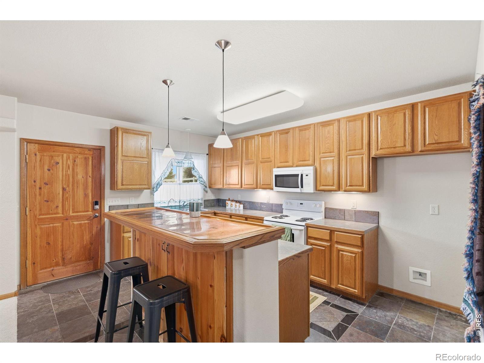 MLS Image #25 for 3120  woodbine lane,johnstown, Colorado