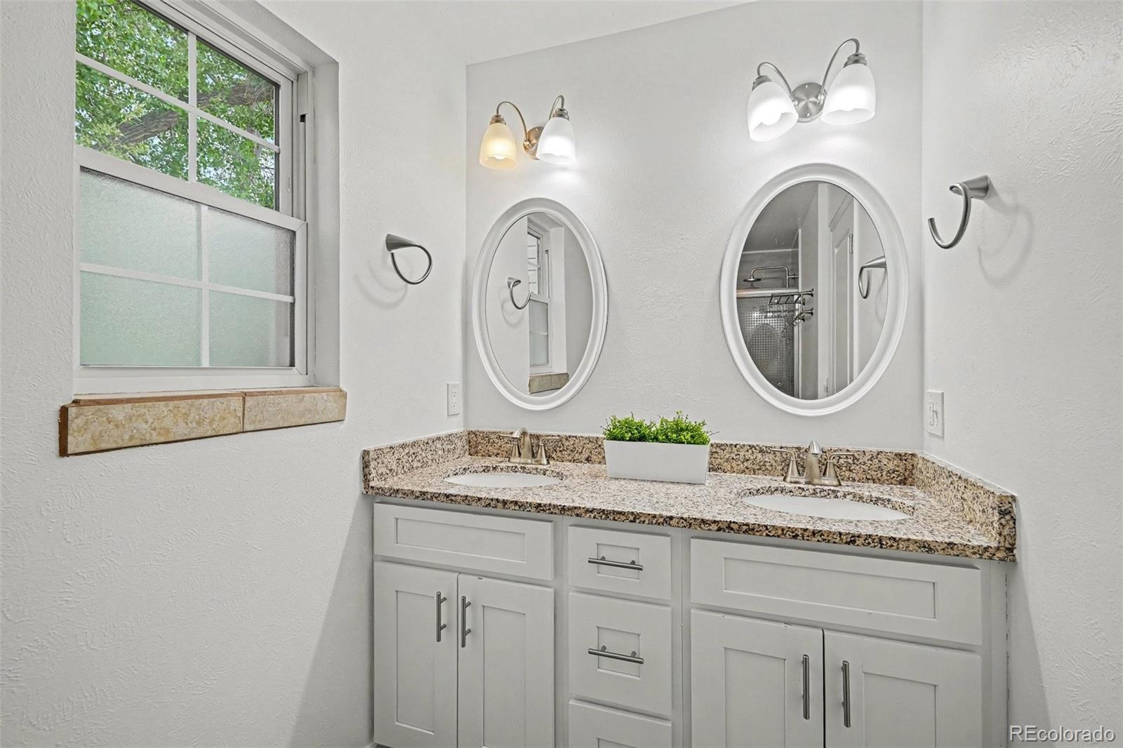 MLS Image #28 for 6680 s locust way,centennial, Colorado