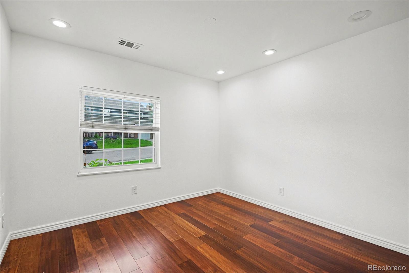 MLS Image #30 for 6680 s locust way,centennial, Colorado