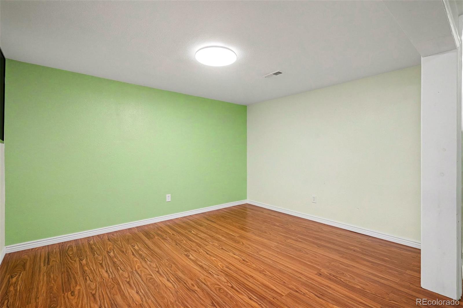 MLS Image #34 for 6680 s locust way,centennial, Colorado