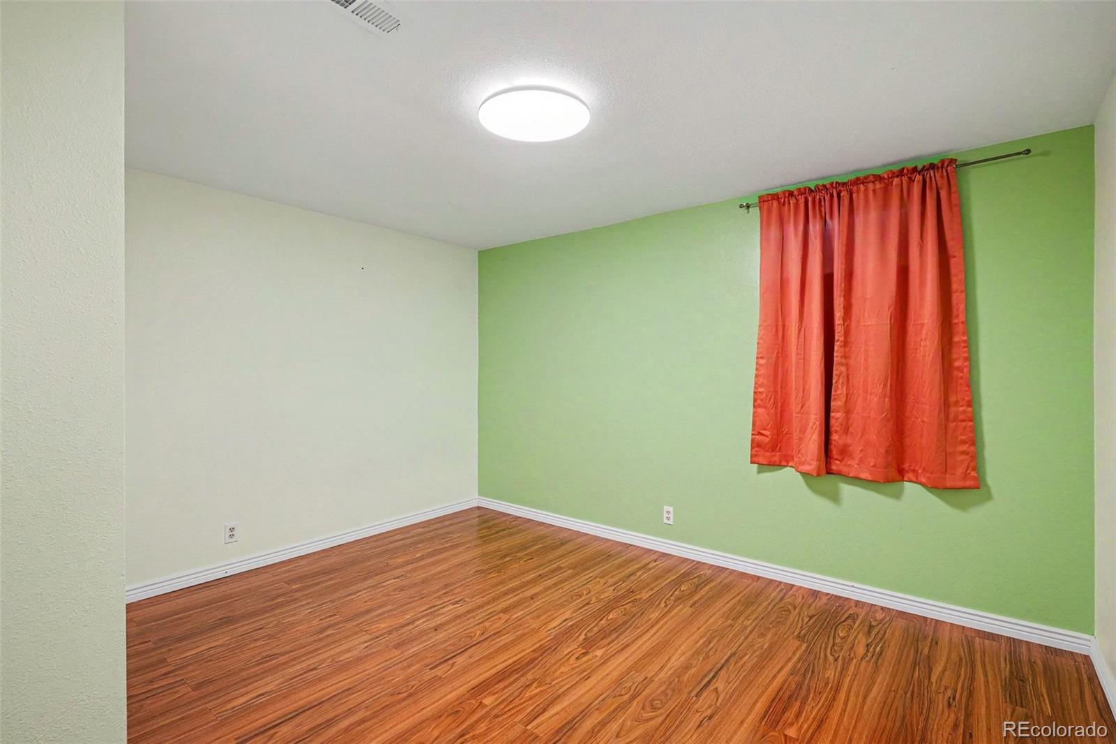 MLS Image #37 for 6680 s locust way,centennial, Colorado
