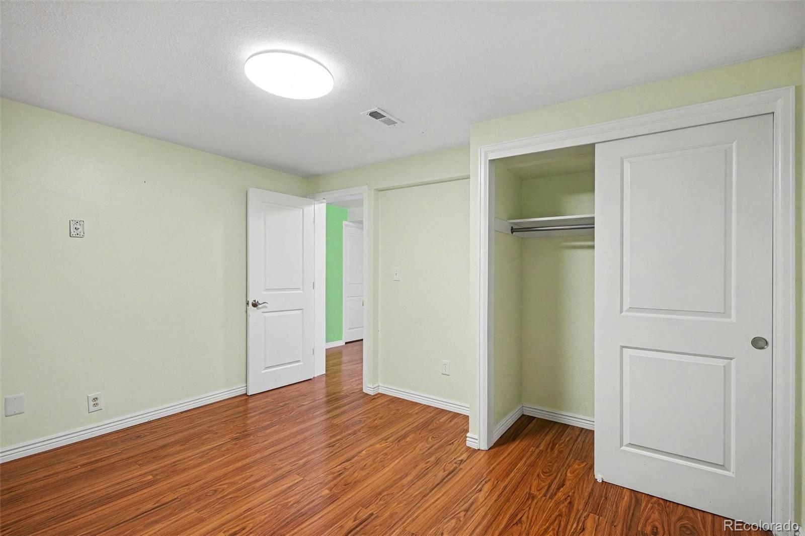 MLS Image #38 for 6680 s locust way,centennial, Colorado