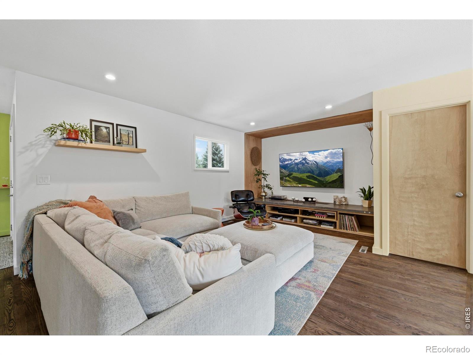 MLS Image #6 for 3401  florida drive,loveland, Colorado