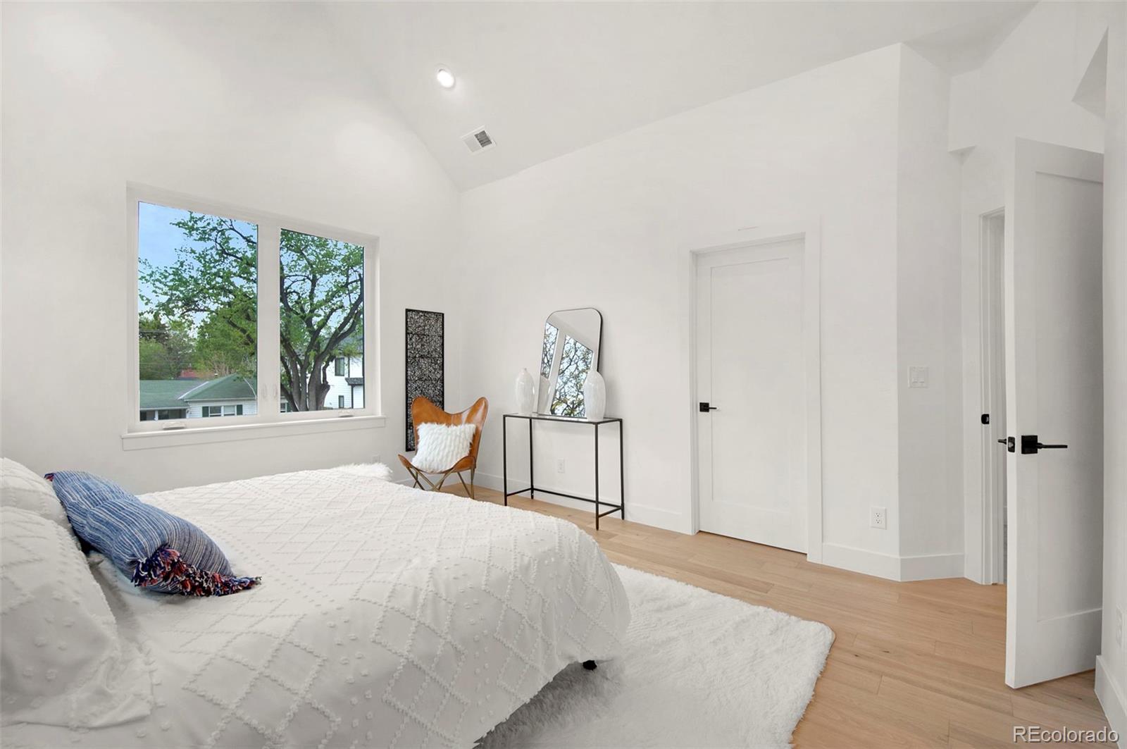 MLS Image #17 for 2662 s acoma street,denver, Colorado