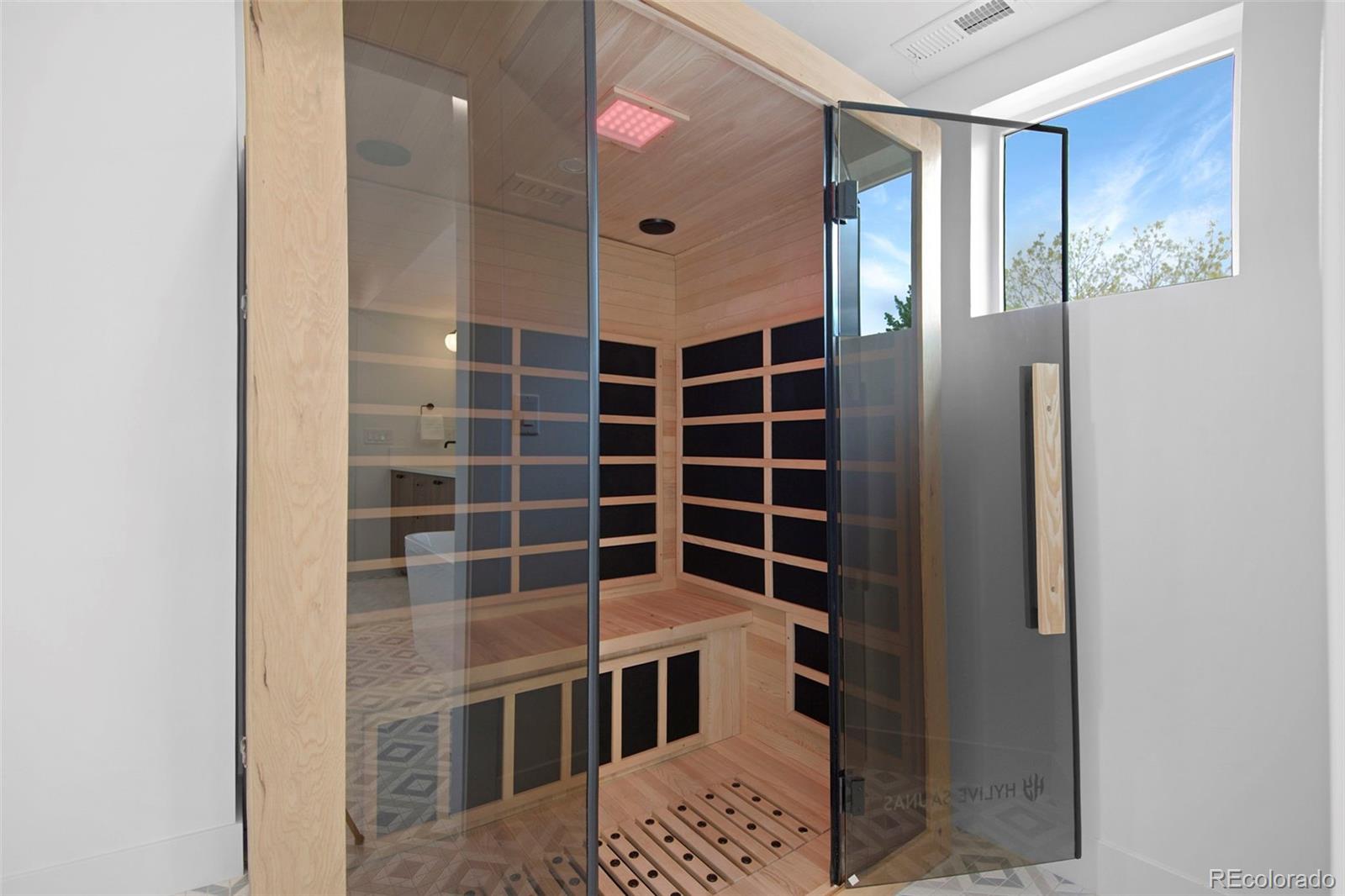MLS Image #23 for 2662 s acoma street,denver, Colorado