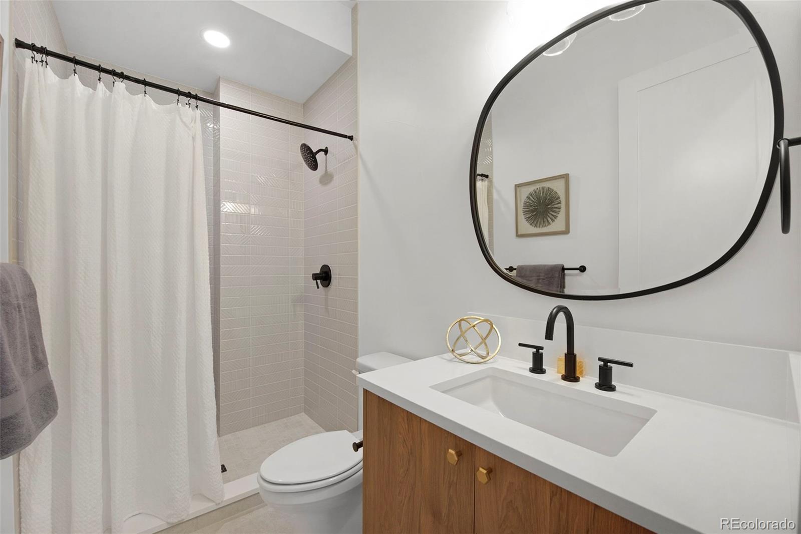 MLS Image #32 for 2662 s acoma street,denver, Colorado