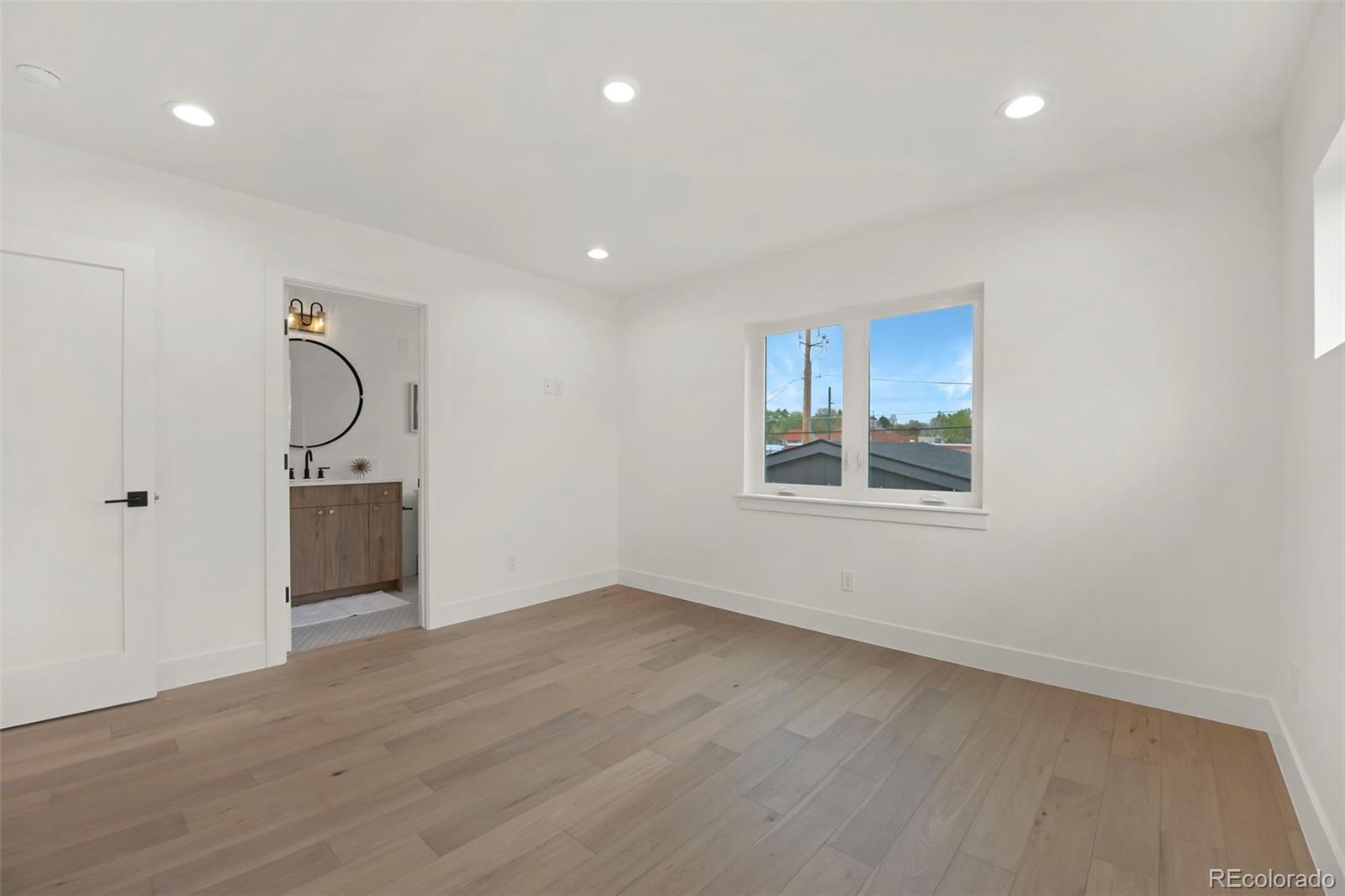 MLS Image #36 for 2662 s acoma street,denver, Colorado