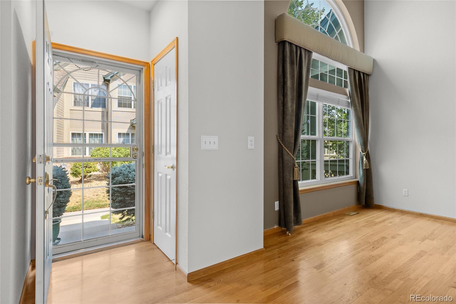 MLS Image #5 for 9915 e hawaii place ,aurora, Colorado