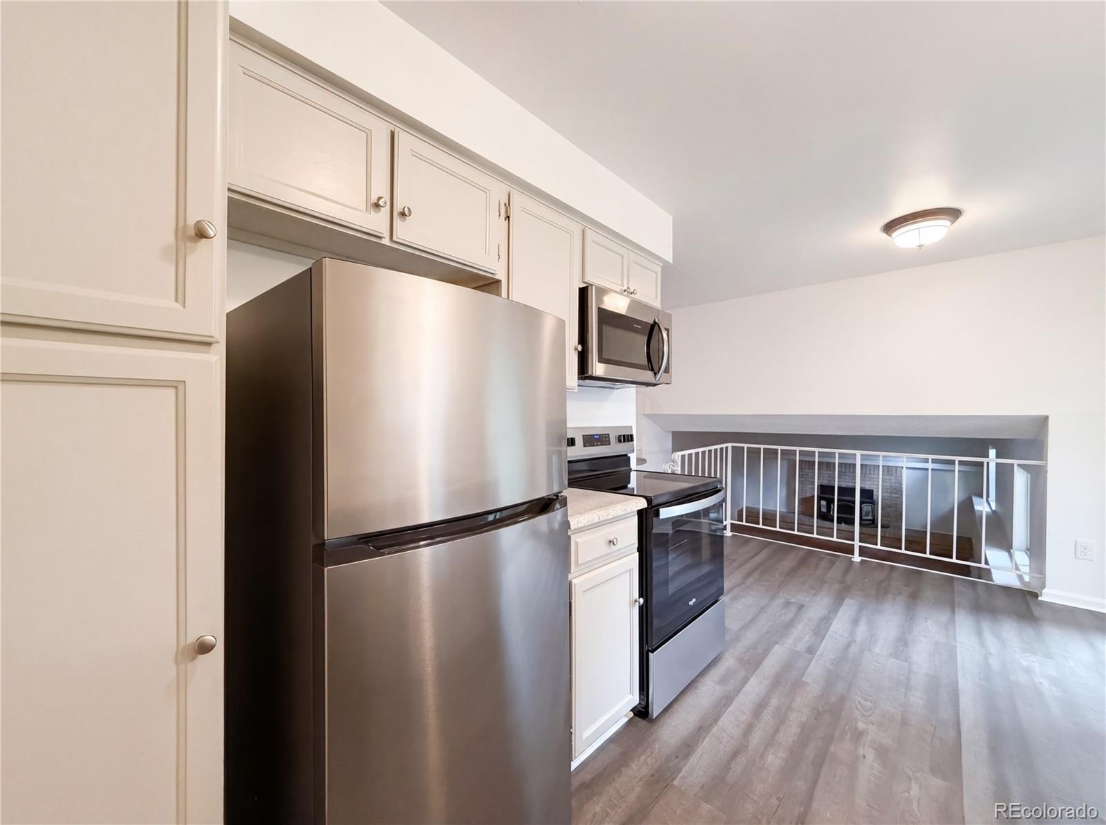 MLS Image #14 for 2114 s eagle court,aurora, Colorado