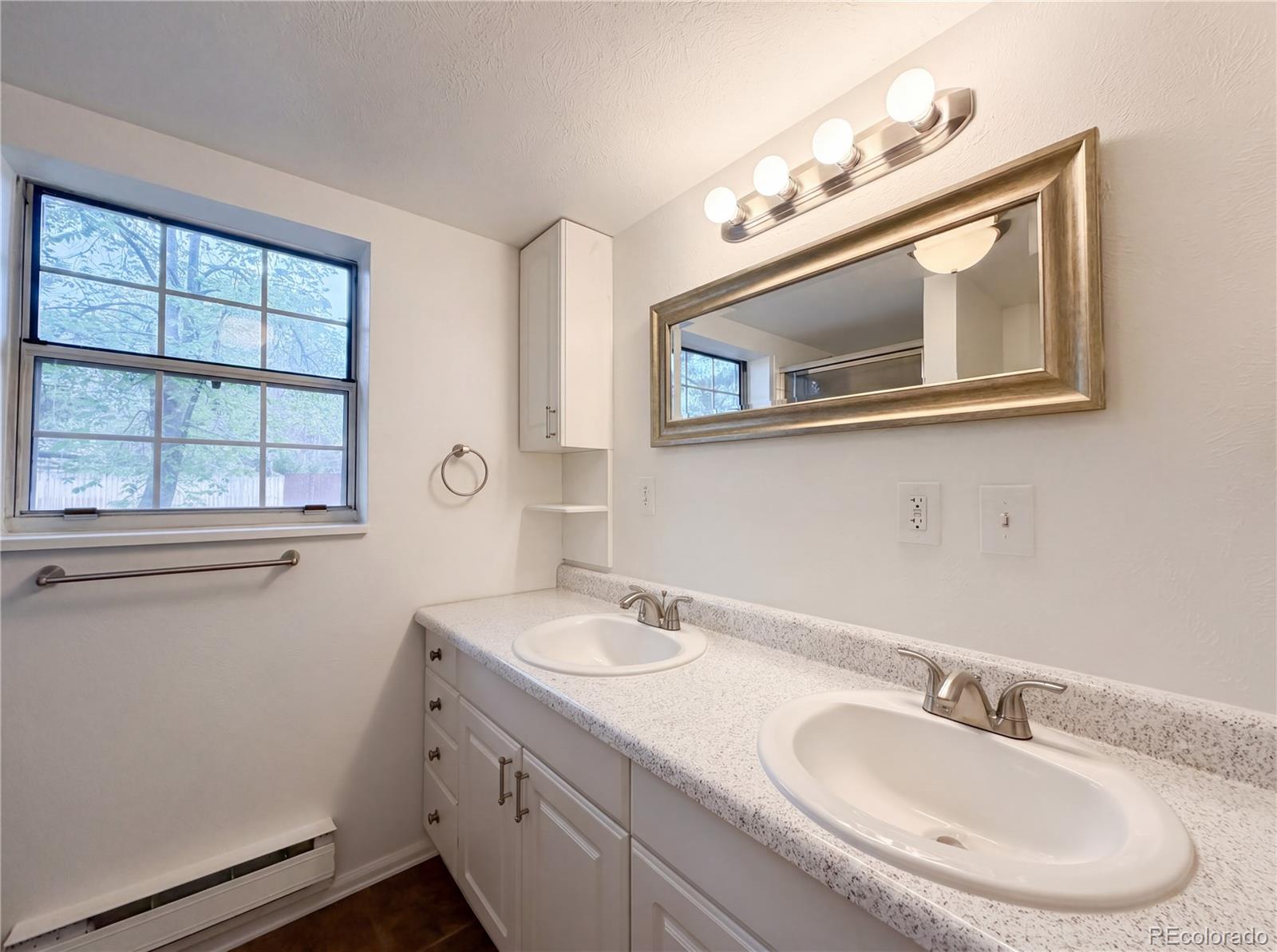 MLS Image #21 for 2114 s eagle court,aurora, Colorado