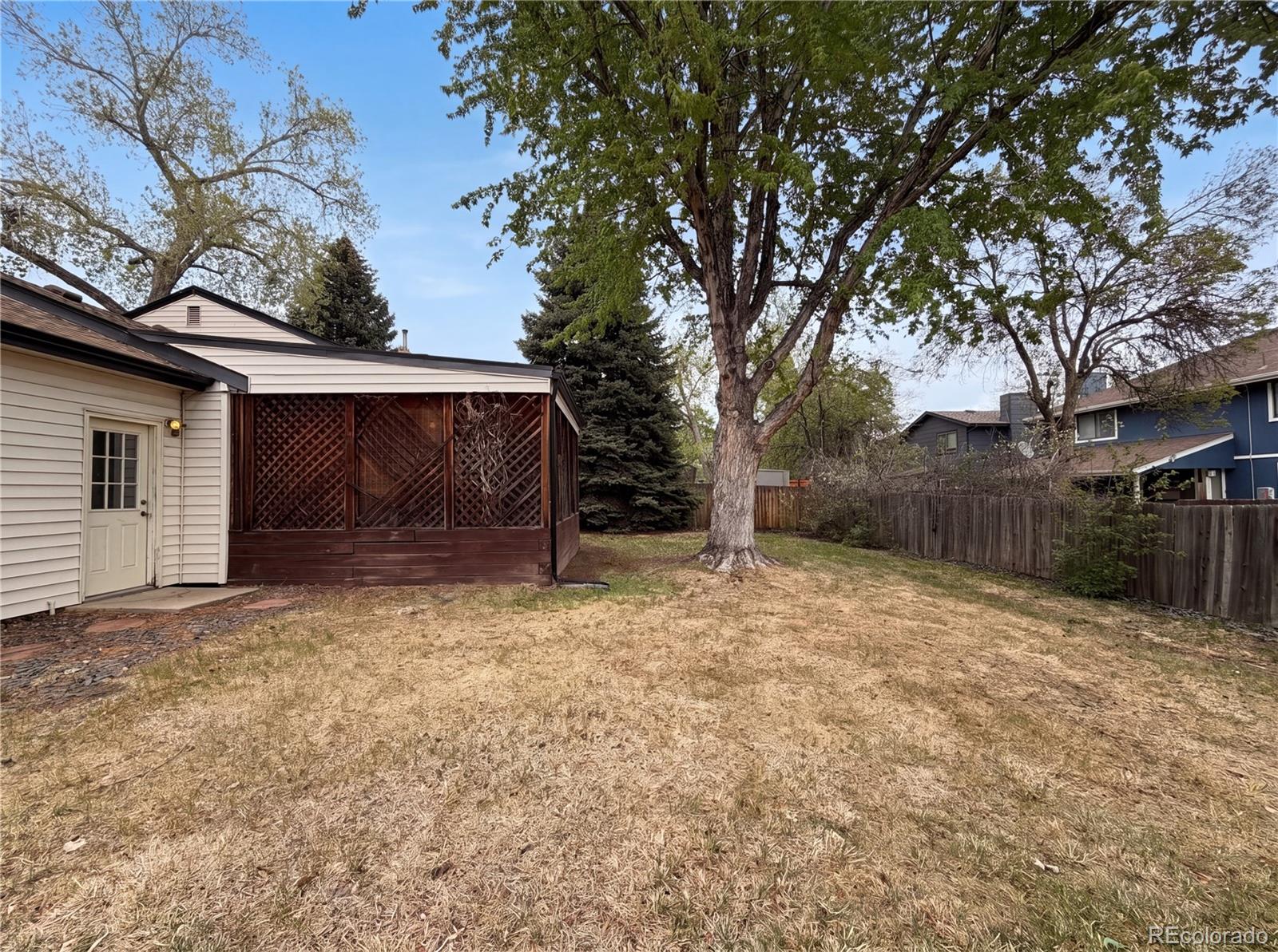 MLS Image #33 for 2114 s eagle court,aurora, Colorado