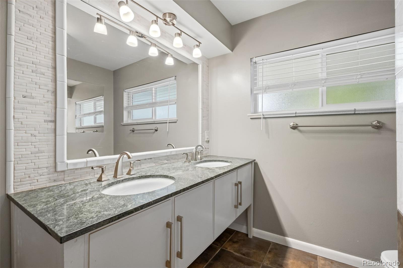 MLS Image #16 for 3737  lipan street,denver, Colorado
