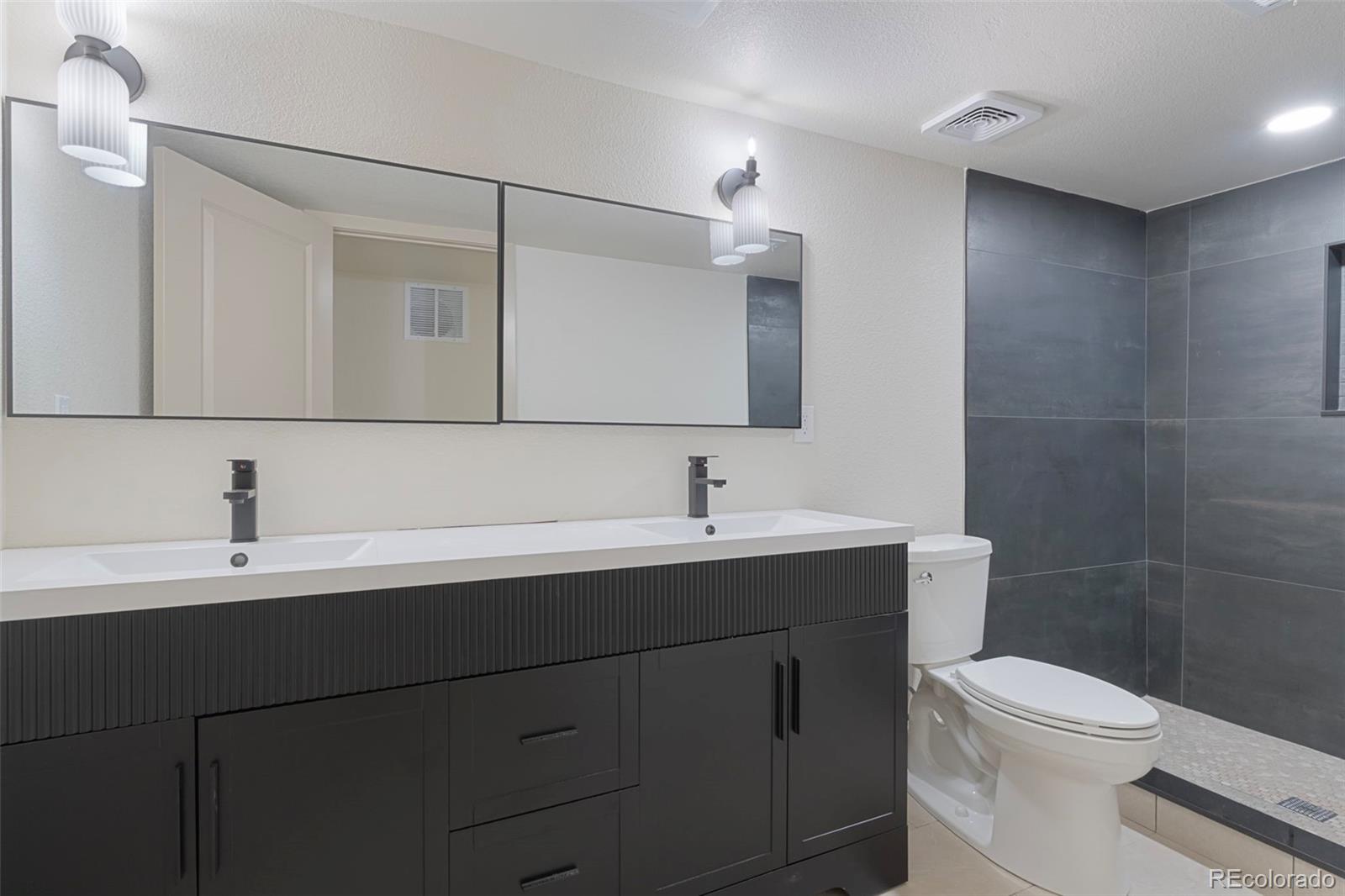 MLS Image #17 for 905 s vance street,lakewood, Colorado