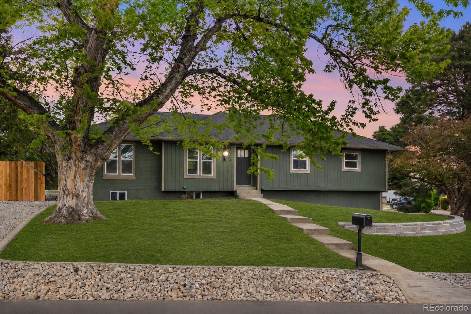 MLS Image #29 for 905 s vance street,lakewood, Colorado