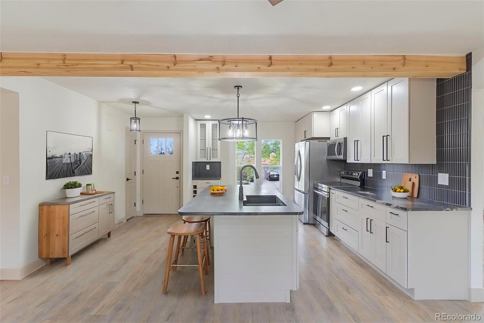 MLS Image #3 for 905 s vance street,lakewood, Colorado