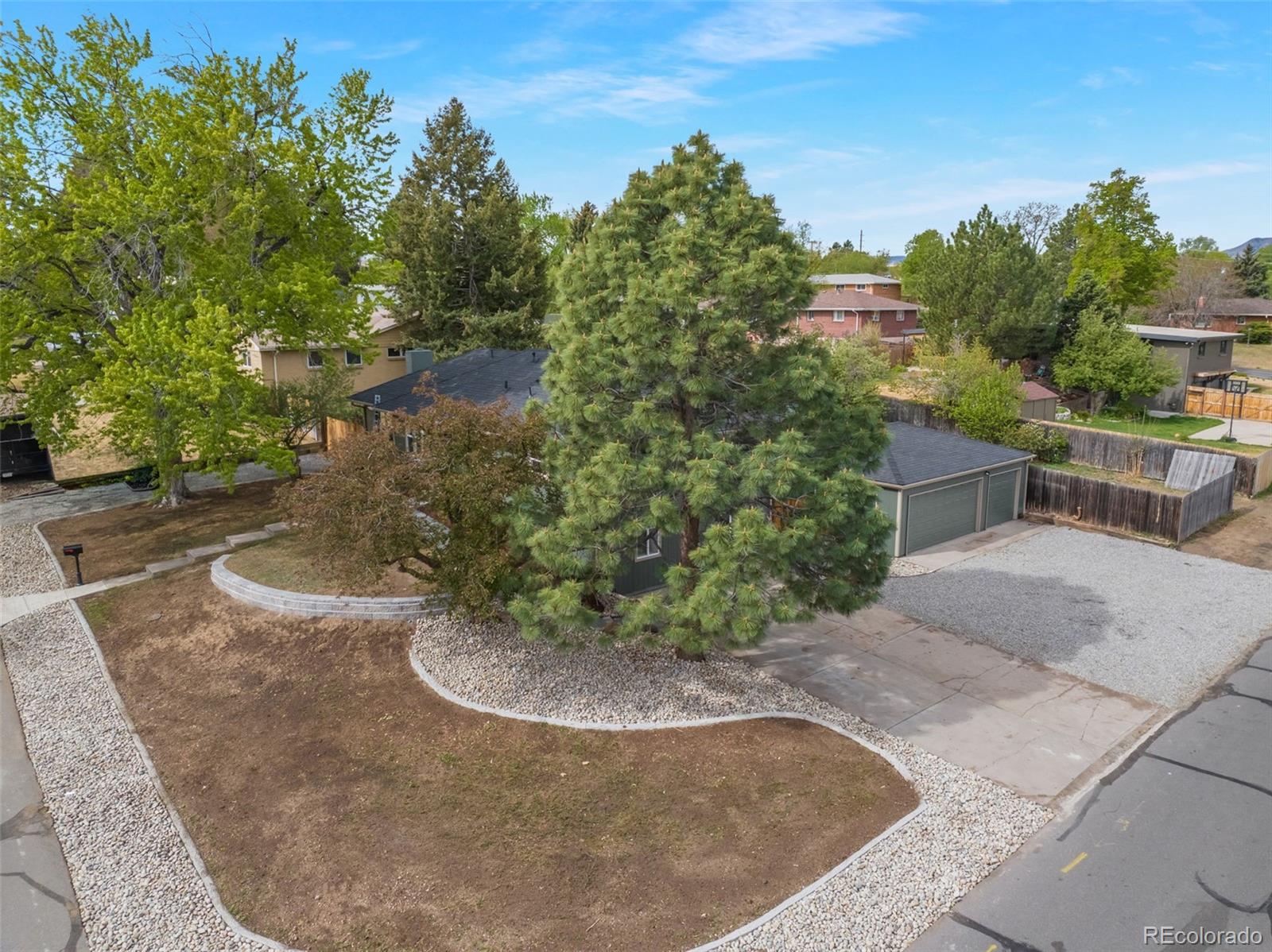 MLS Image #32 for 905 s vance street,lakewood, Colorado