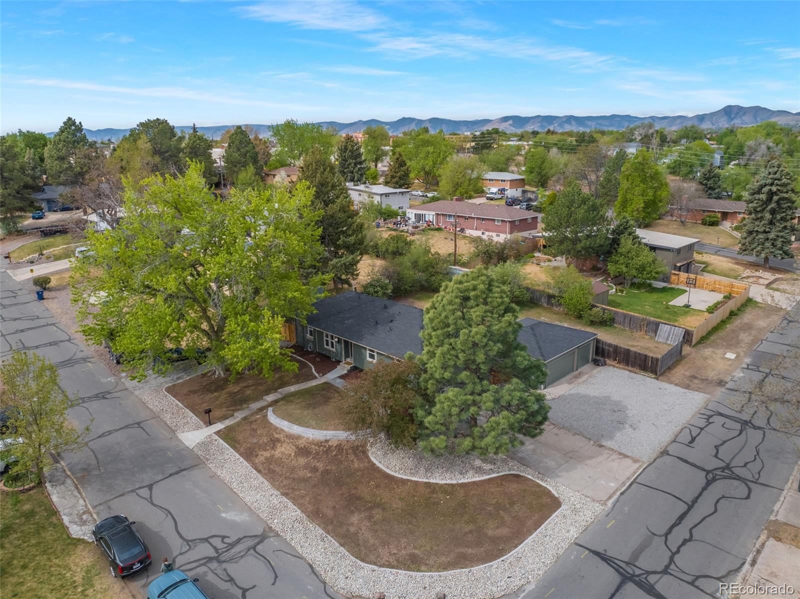 MLS Image #37 for 905 s vance street,lakewood, Colorado