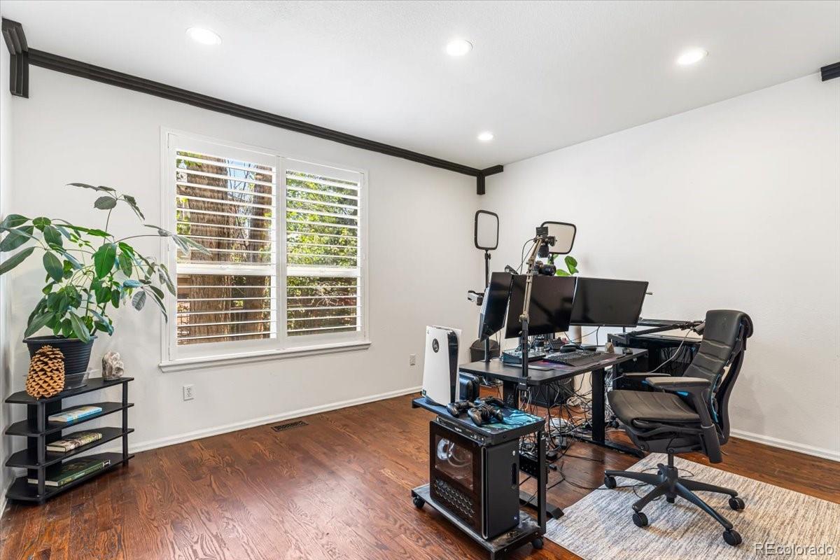 MLS Image #15 for 22045 e hoover drive,aurora, Colorado